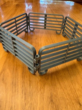 Load image into Gallery viewer, 5 Panel Sturdy Fence, 3D, Made in the USA
