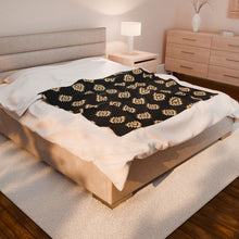 Load image into Gallery viewer, Show Goat Aztec Velveteen Plush Blanket, Show Livestock, Goat, Black 50x60
