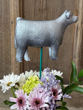 Load image into Gallery viewer, Show Steer Flat Wreath/Floral Arrangement Ornament, 1 Each
